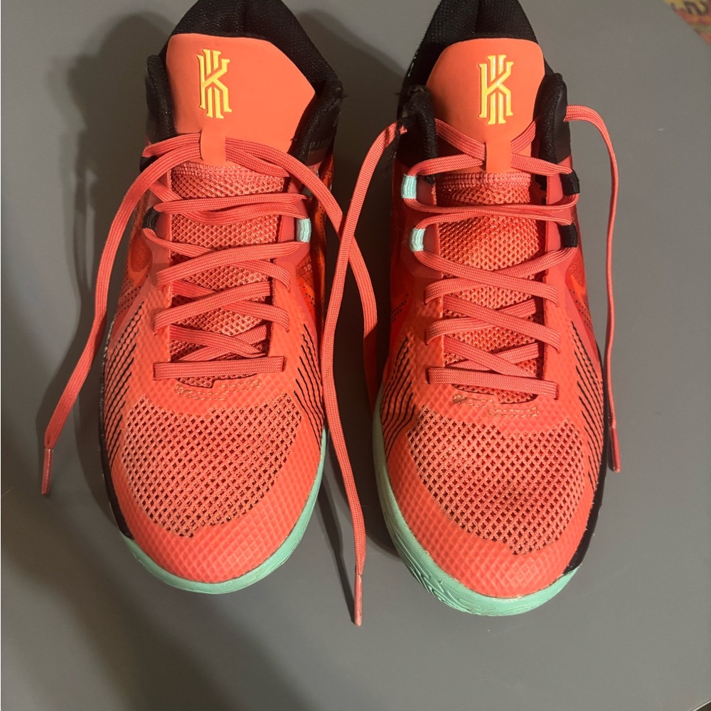 Nike Kids Kyrie Basketball Shoes - Red and Green